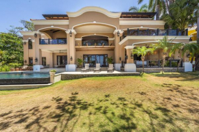 Extravagant beachfront mansion in Flamingo - second to none
